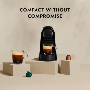 De'Longhi Nespresso Essenza Mini EN85W.SOLO, Automatic Coffee Maker, Single-Serve Capsule Coffee Machine, Welcome Set Included, Compact Design, 19 Bar Pressure, 1150W, Pure White