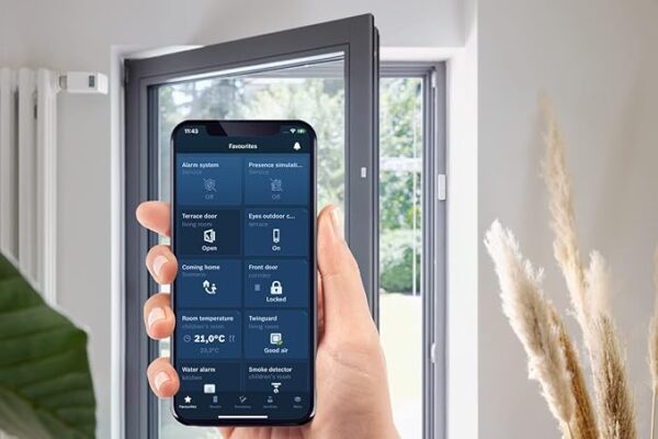 Bosch Smart Home Door/Window Contact II, Smart Sensor for Energy Efficient Heating, Compatible with Amazon Alexa, Google Assistant, Apple HomeKit, White